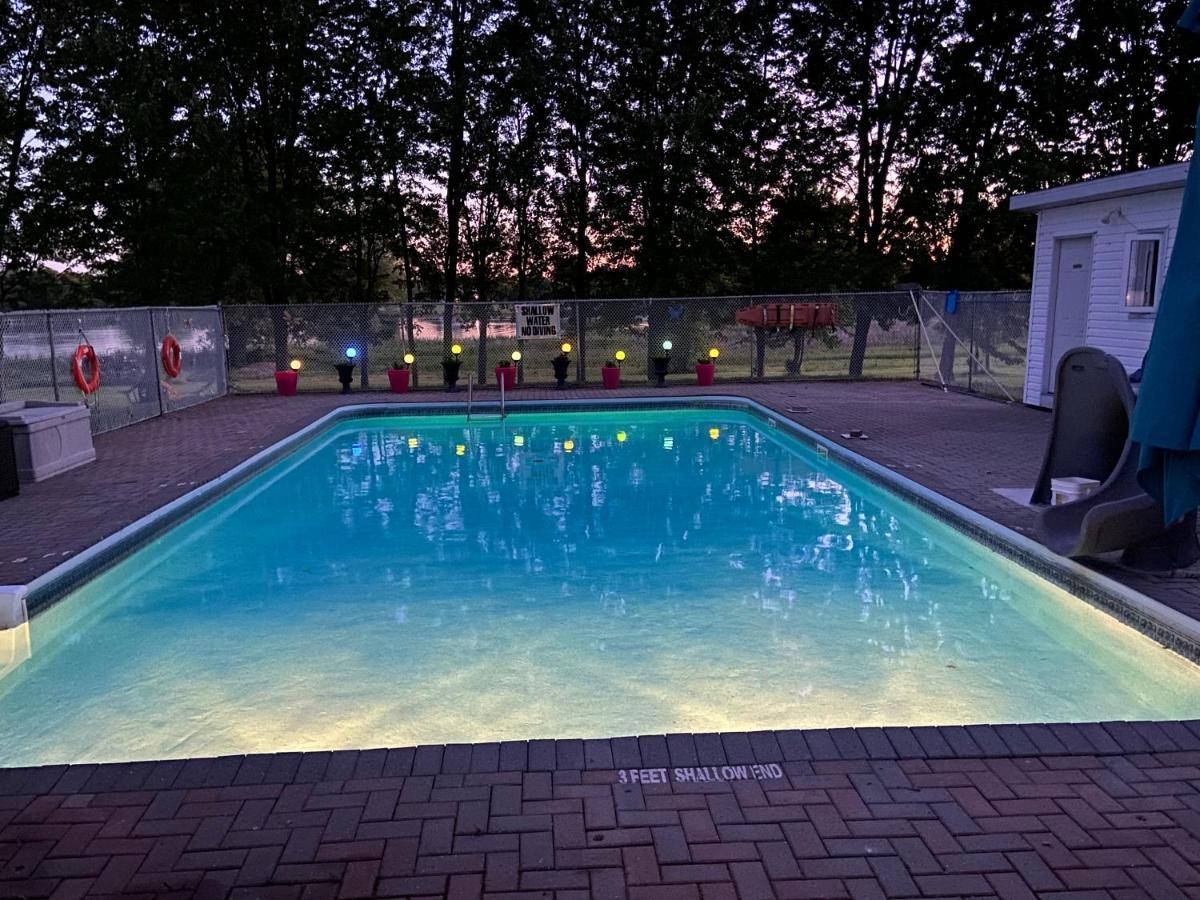 Doran Bay Resort Iroquois 외부 사진